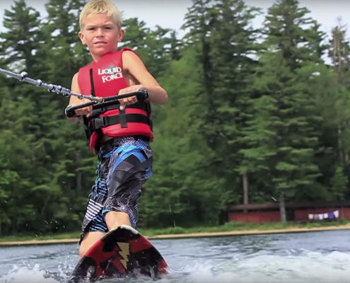 wakeboarding-lake